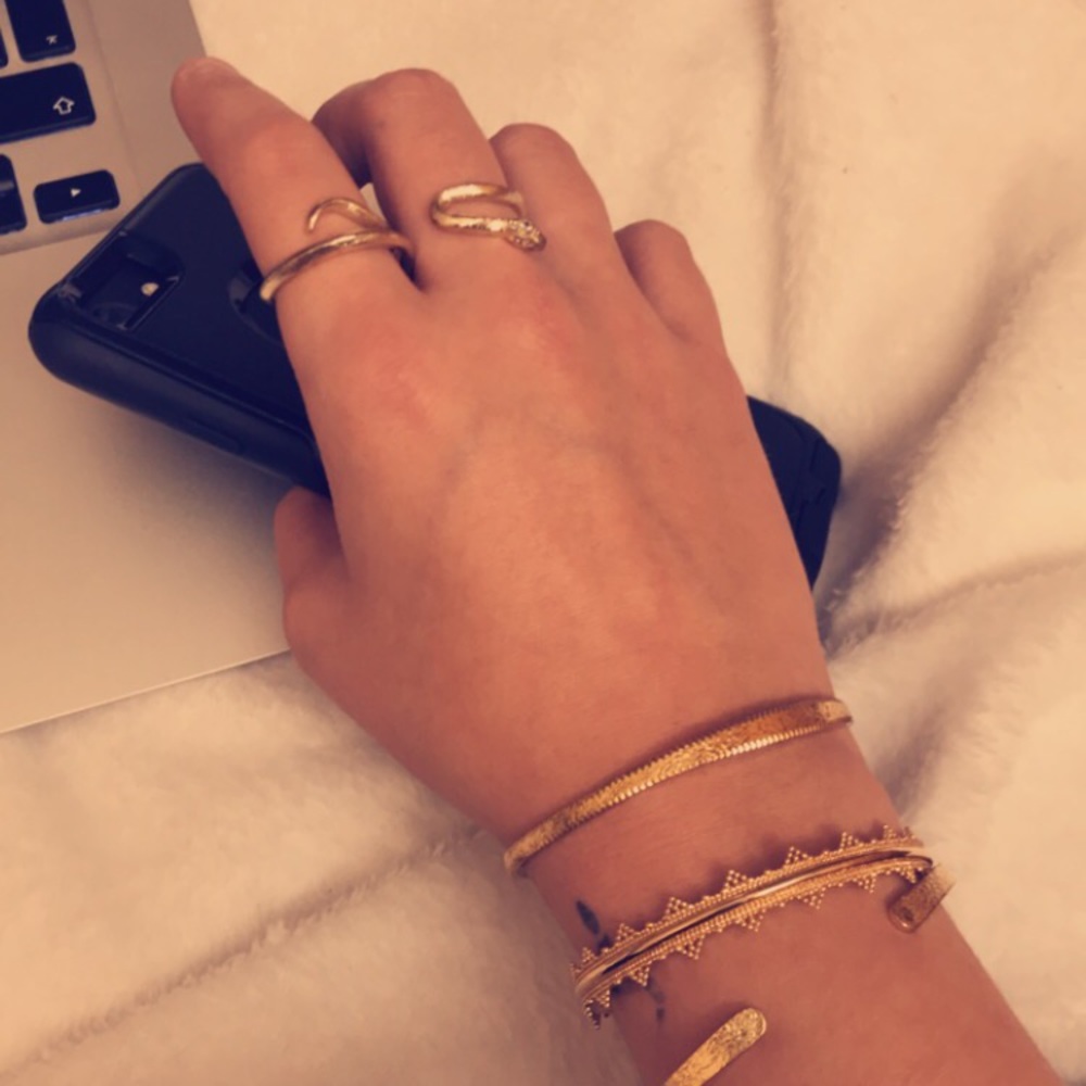 Kendra Scott snake ring✨